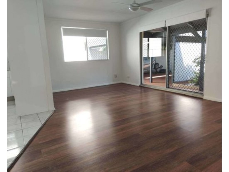 67 Jacaranda Avenue, Hollywell QLD 4216