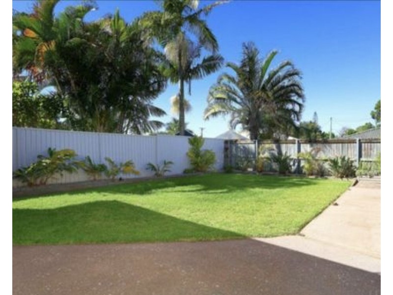 67 Jacaranda Avenue, Hollywell QLD 4216