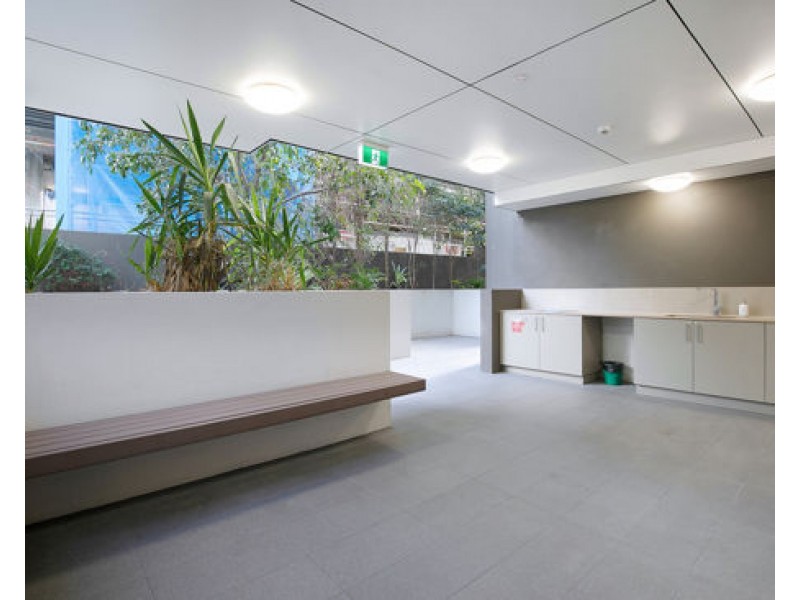 Unit 304, 11 Andrews Street, Southport QLD 4215