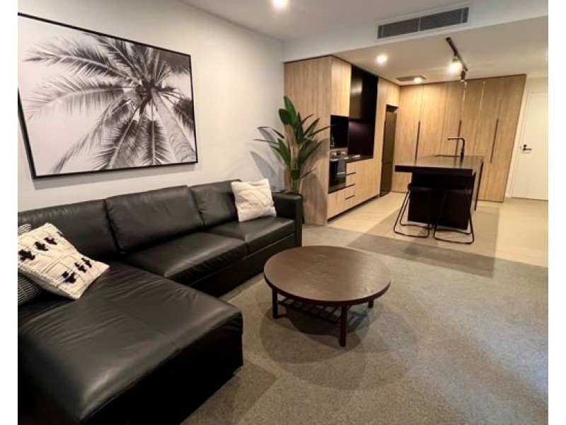 205/19 Deshon Street, Woolloongabba QLD 4102