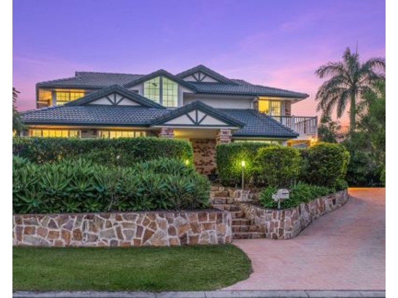 12 Calliandra Place, Sinnamon Park QLD 4073