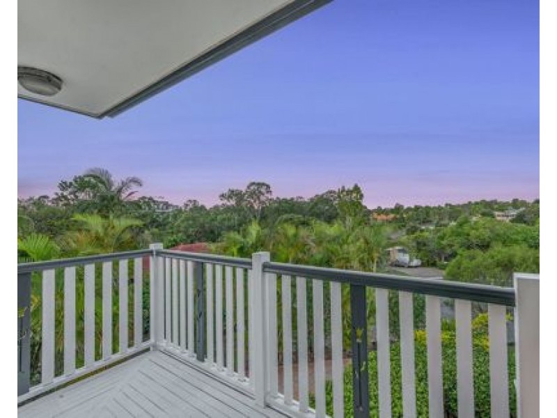 12 Calliandra Place, Sinnamon Park QLD 4073