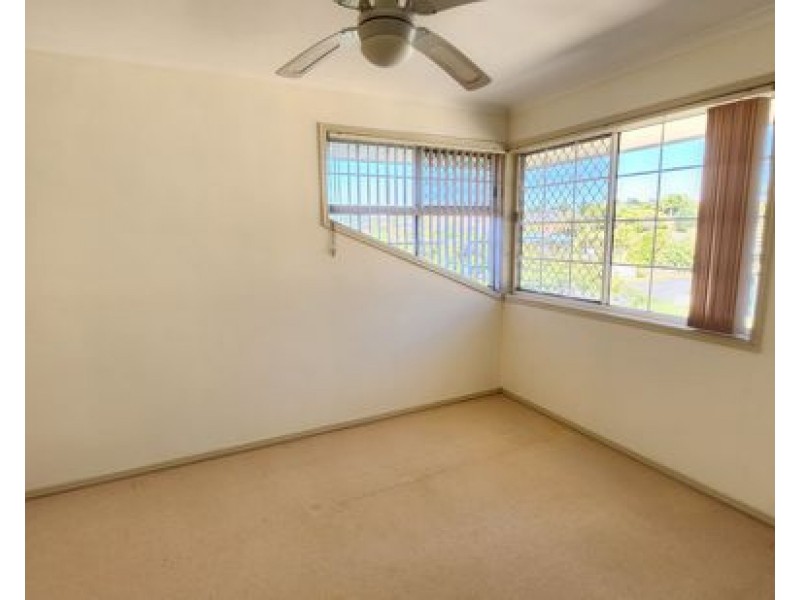 12 Calliandra Place, Sinnamon Park QLD 4073