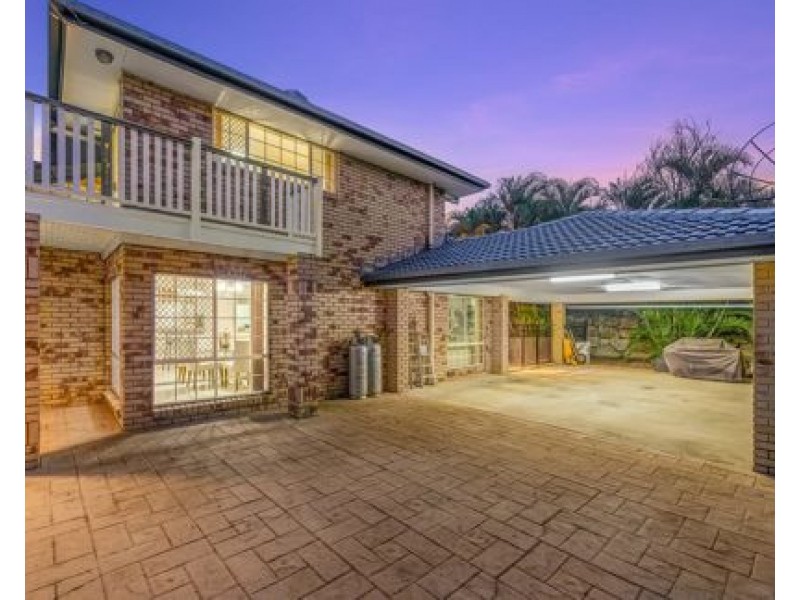 12 Calliandra Place, Sinnamon Park QLD 4073