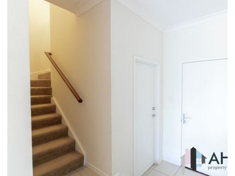 17/22 Yulia Street, Coombabah QLD 4216