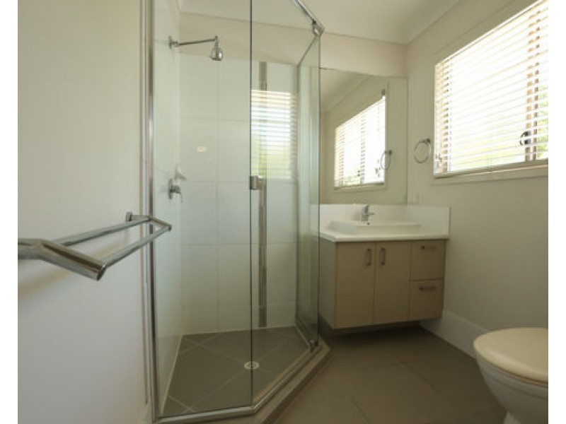 33 140 Endeavour Boulevard, North Lakes QLD 4509