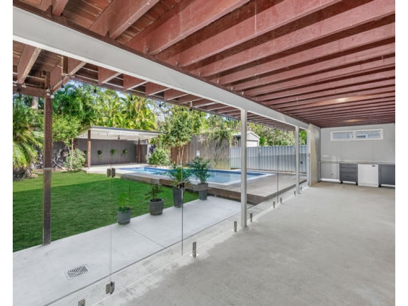 10 Crawford Rd, Chelmer QLD 4068