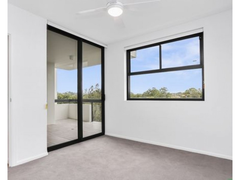 708/10 Curwen Terrace, Chermside QLD 4032