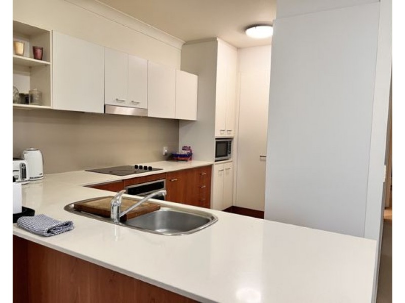 Unit 37/13-23 Bright Avenue, Labrador QLD 4215