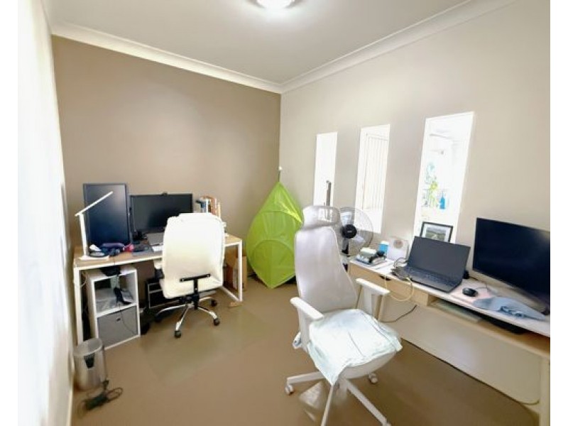 Unit 37/13-23 Bright Avenue, Labrador QLD 4215