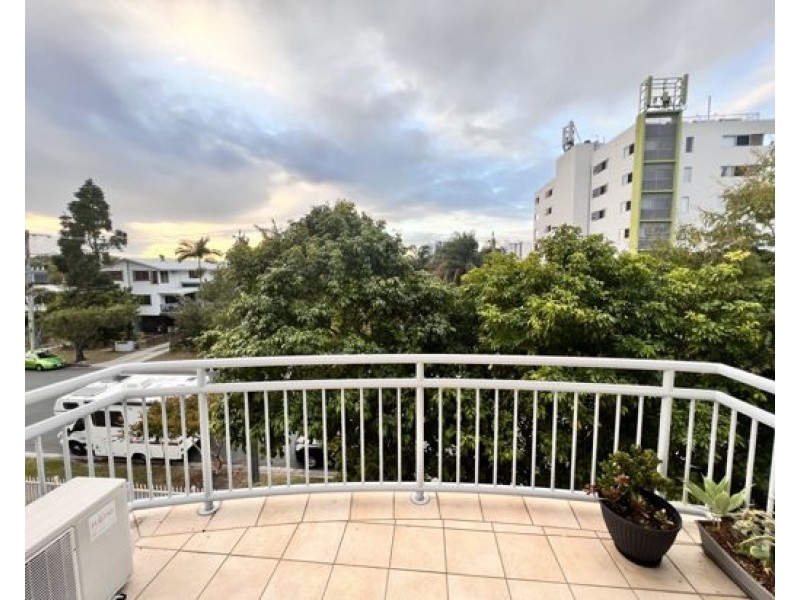 Unit 37/13-23 Bright Avenue, Labrador QLD 4215