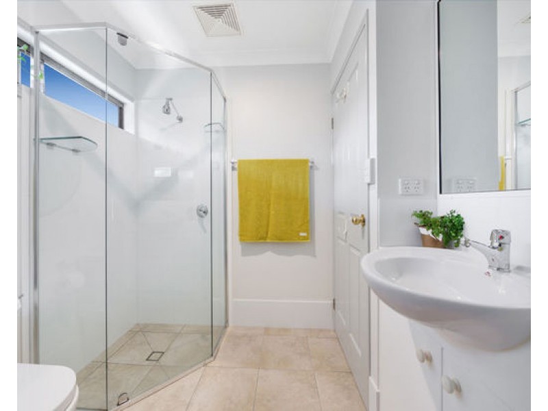 89 Stratton Tce, Manly QLD 4179