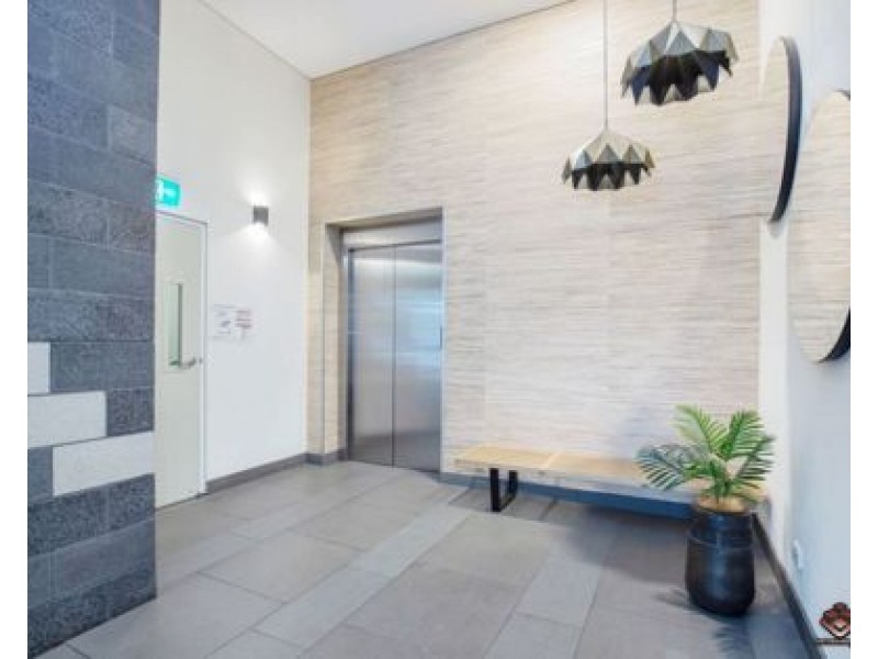 105/133 SCARBOROUGH STREET, Southport QLD 4215