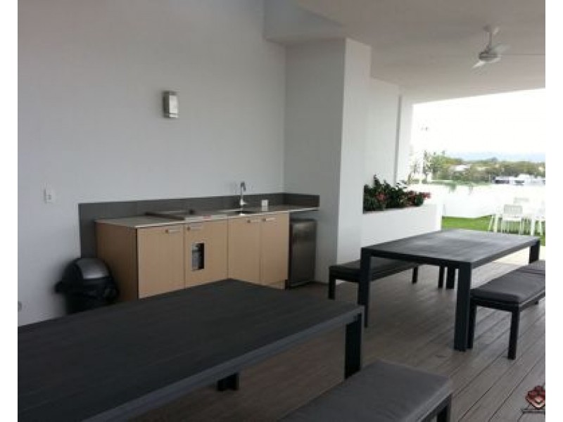 105/133 SCARBOROUGH STREET, Southport QLD 4215