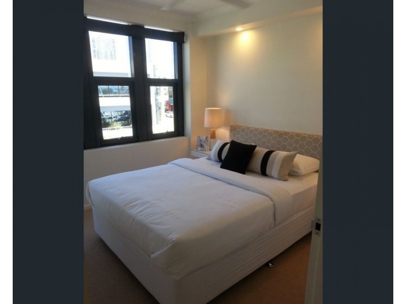 105/133 SCARBOROUGH STREET, Southport QLD 4215