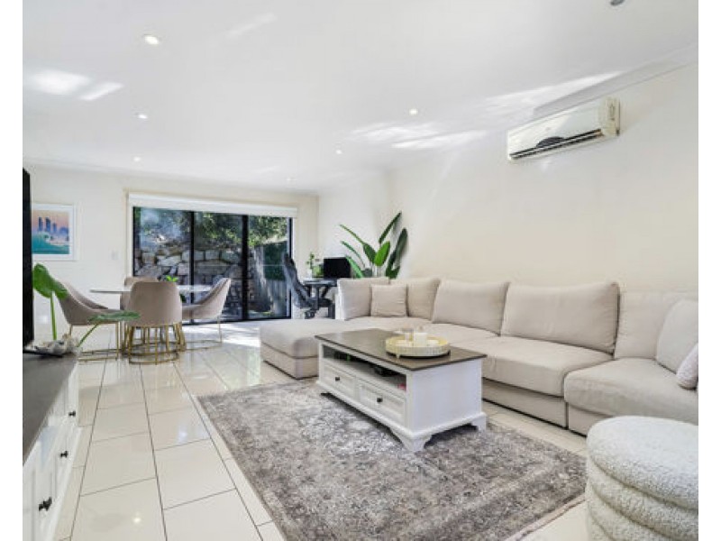 113 North Hill Drive Robina, Robina QLD 4226