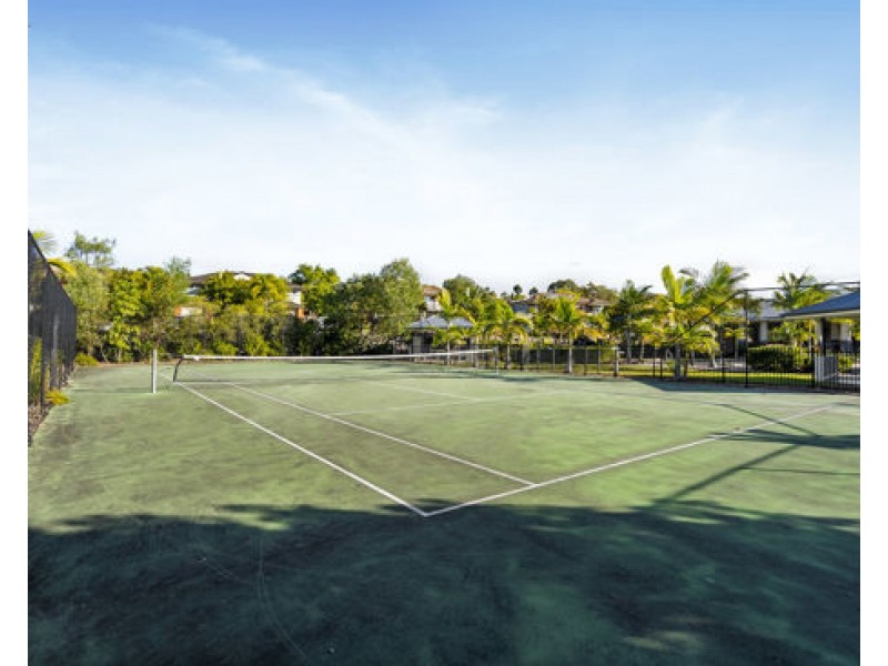 60/31 Archipelago Street, Pacific Pines QLD 4211