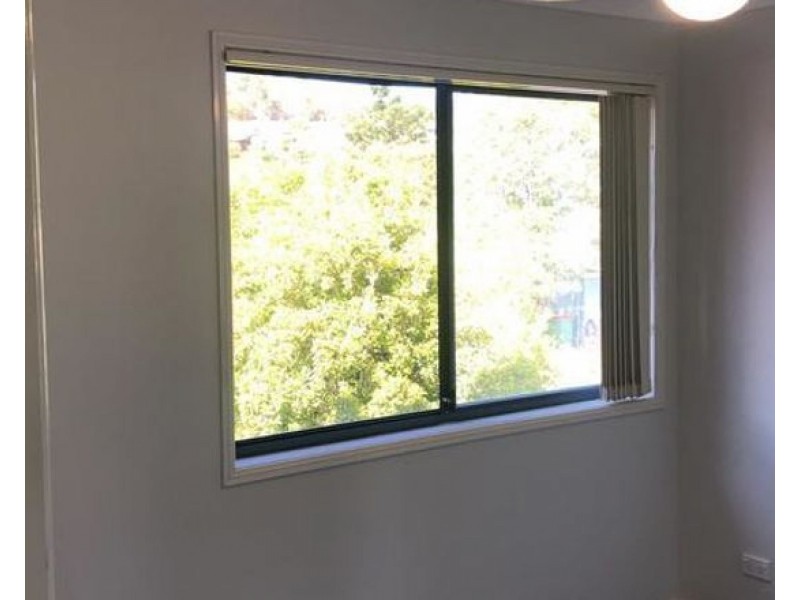 60/31 Archipelago Street, Pacific Pines QLD 4211