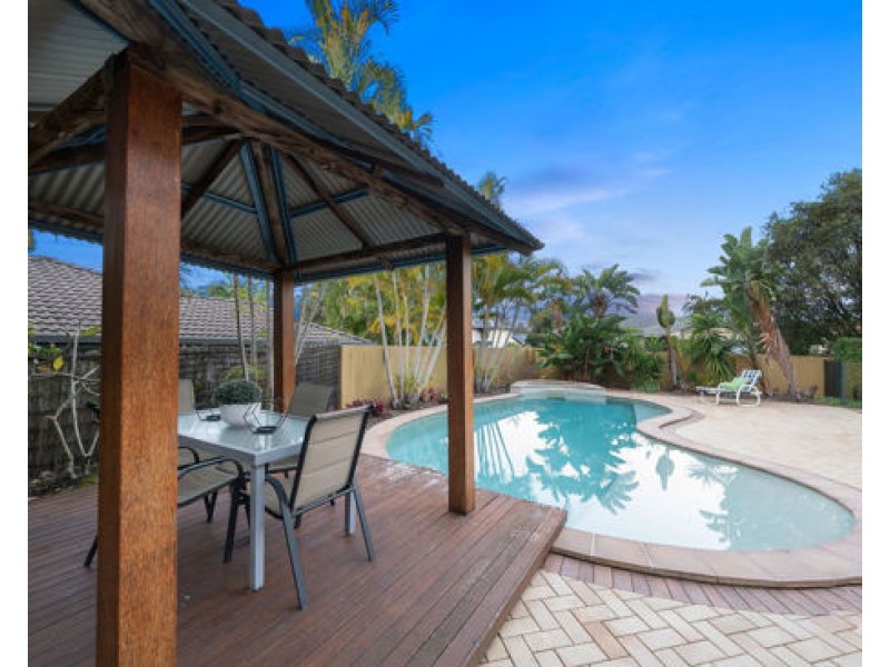 8 Fitzalan Circuit, Arundel QLD 4214