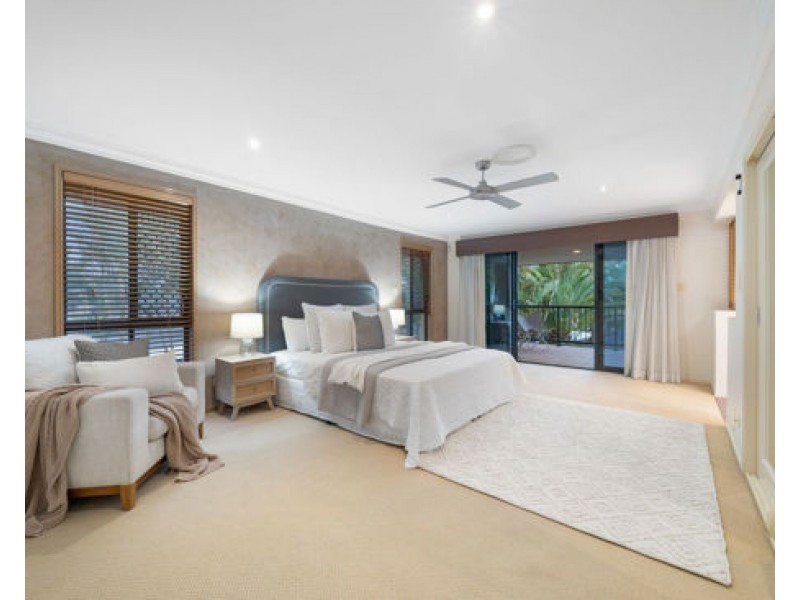 8 Fitzalan Circuit, Arundel QLD 4214