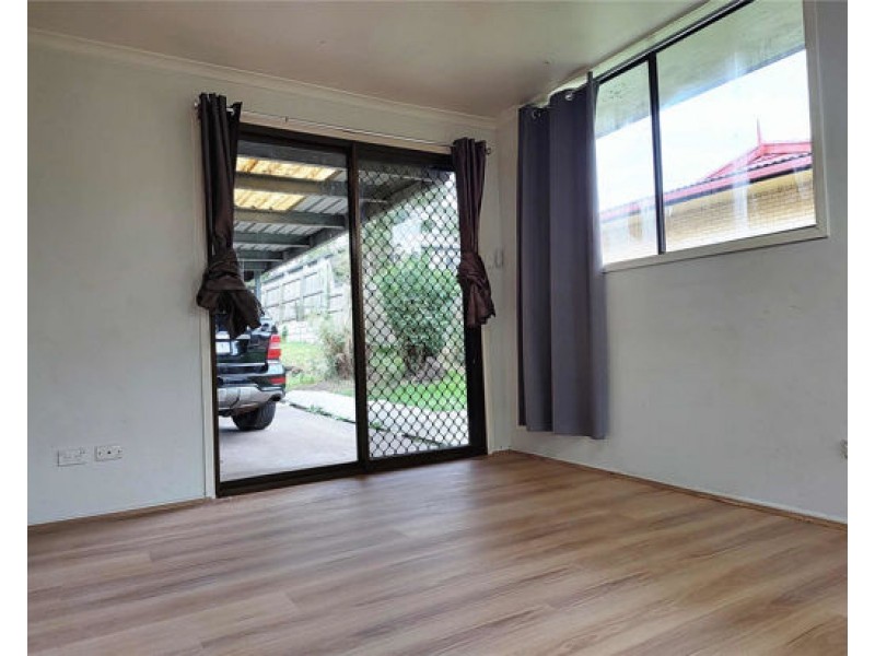 13 richards st, Loganlea QLD 4131