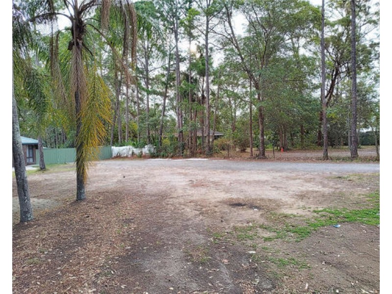 13 richards st, Loganlea QLD 4131