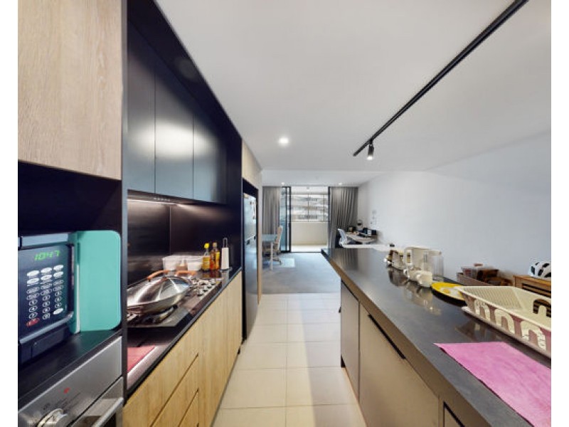 1106/19 Deshon Street, Woolloongabba QLD 4102