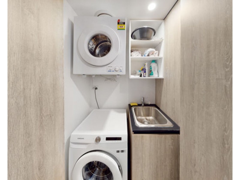 1106/19 Deshon Street, Woolloongabba QLD 4102