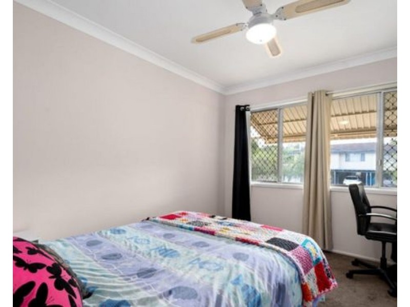22 Nidalla St, Macgregor QLD 4109