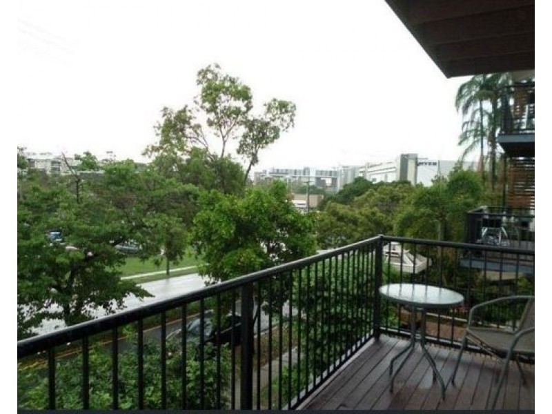 1/291 Moggill Road, Indooroopilly QLD 4068