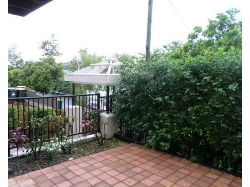 1/291 Moggill Road, Indooroopilly QLD 4068