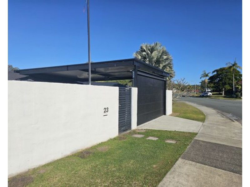 23 Parkes Drive, Helensvale QLD 4212
