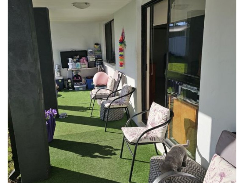 23 Parkes Drive, Helensvale QLD 4212