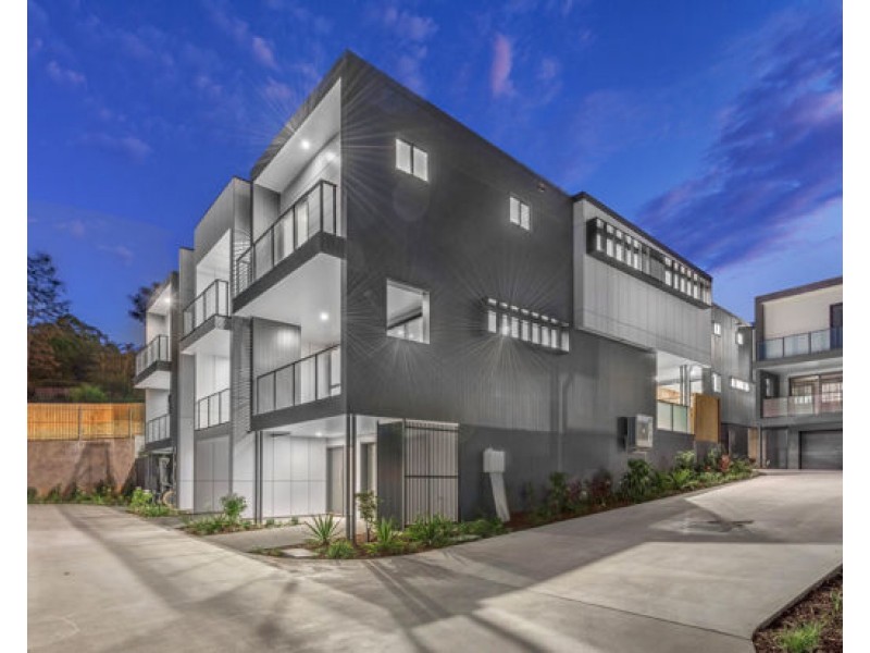 61 66 Illowra Street, The Gap QLD 4061