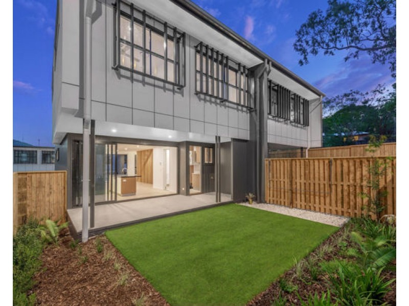 61 66 Illowra Street, The Gap QLD 4061