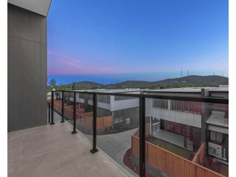 61 66 Illowra Street, The Gap QLD 4061