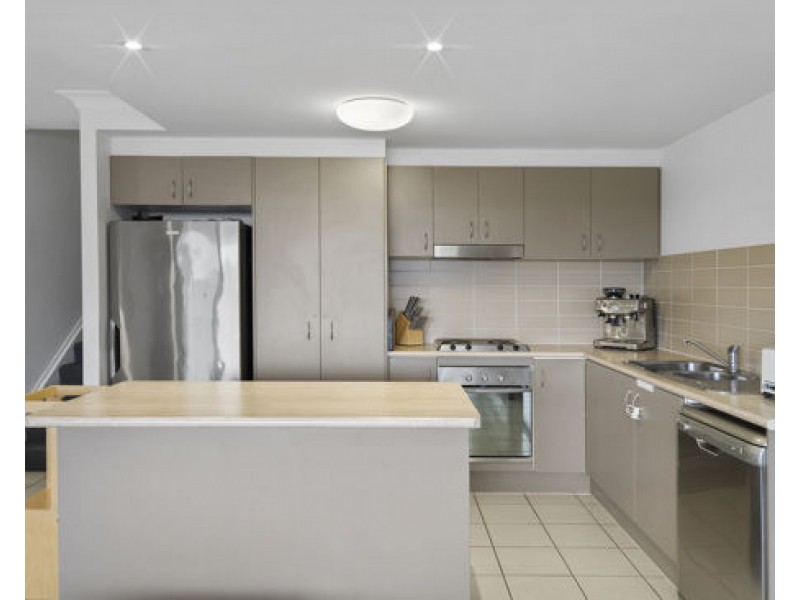 17/29 Lachlan Drive, Wakerley QLD 4154