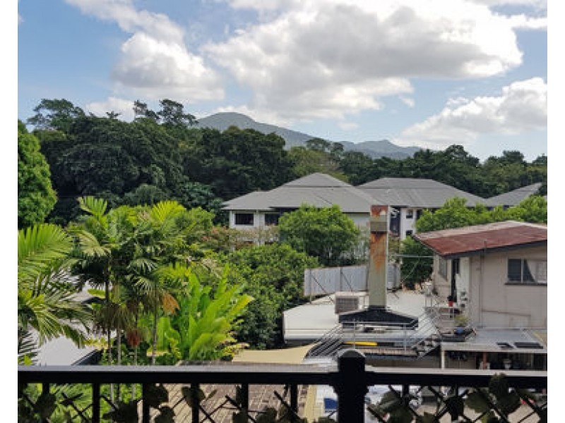 11-15 Charlekata Close, Freshwater QLD 4870