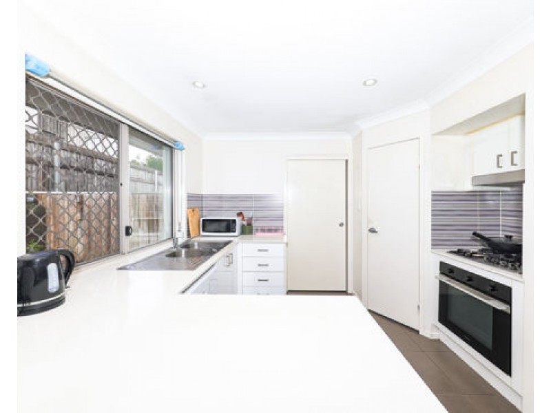 54 20 Kianawah Road South, Manly West QLD 4179