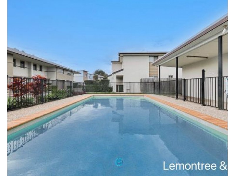 54 20 Kianawah Road South, Manly West QLD 4179
