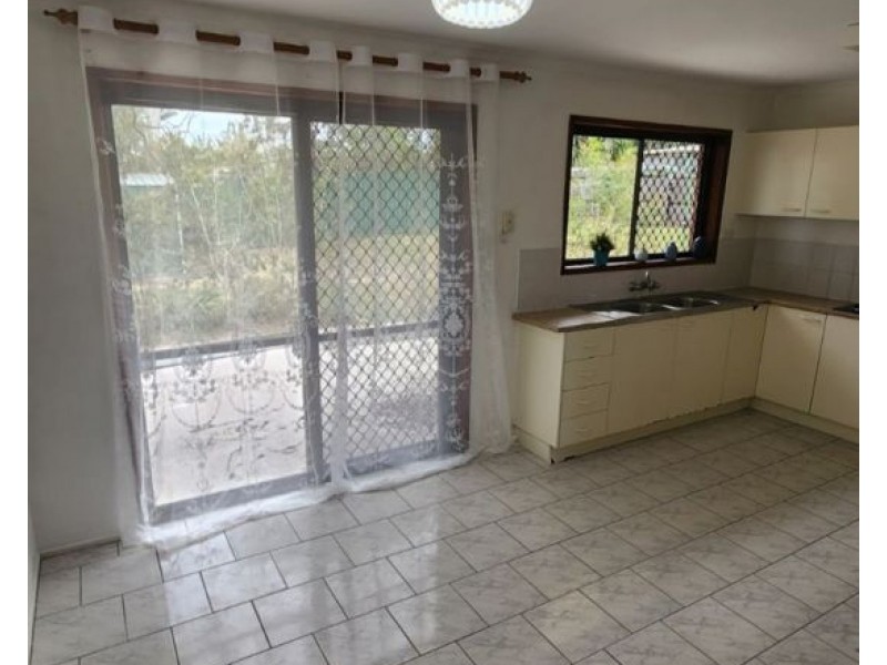 35 Erin Drive, Browns Plains QLD 4118