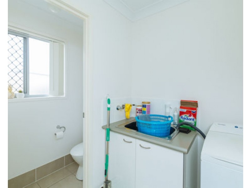 17/1 McAuley Parade, Pacific Pines QLD 4211