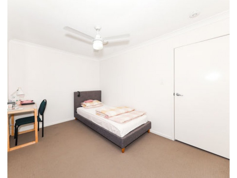 55 20 Kianawah Road South, Manly West QLD 4179