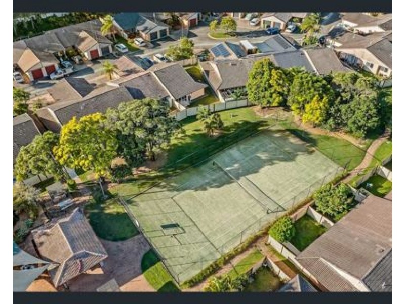 Unit 143/128 Benowa Road, Southport QLD 4215