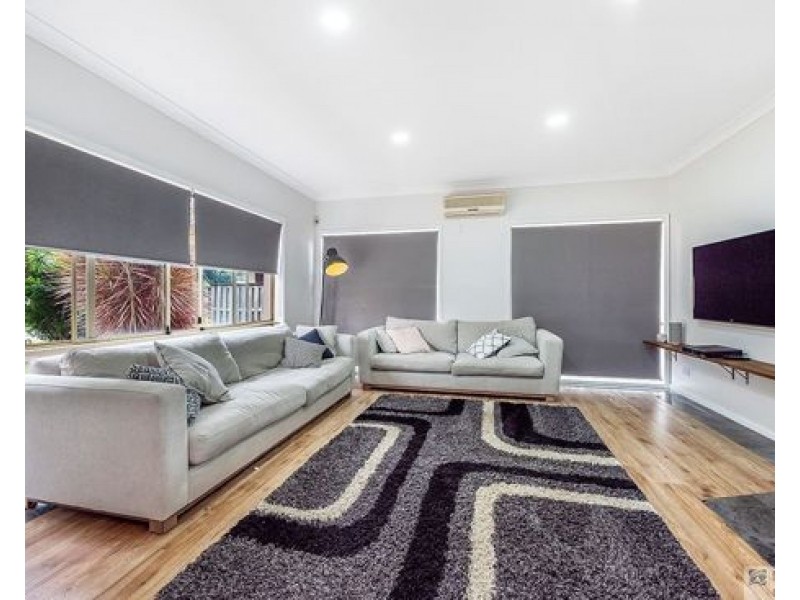 115 Port Jackson Blvd, Clear Island Waters QLD 4226