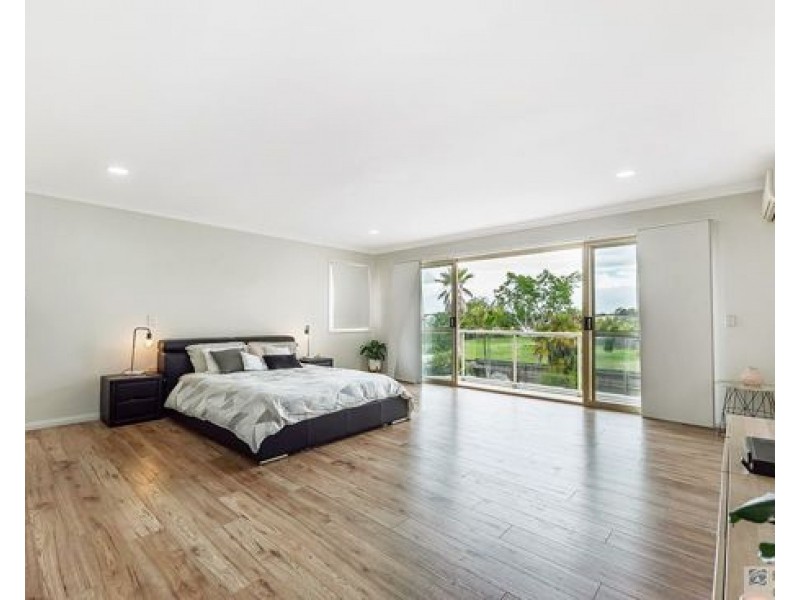 115 Port Jackson Blvd, Clear Island Waters QLD 4226