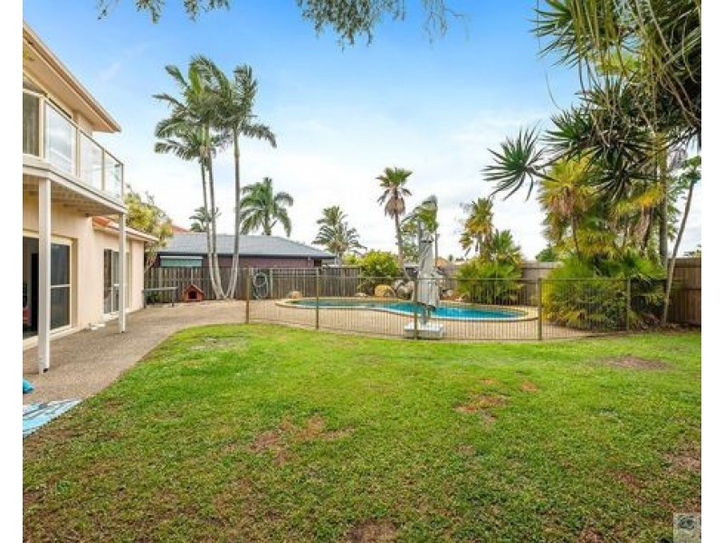 115 Port Jackson Blvd, Clear Island Waters QLD 4226