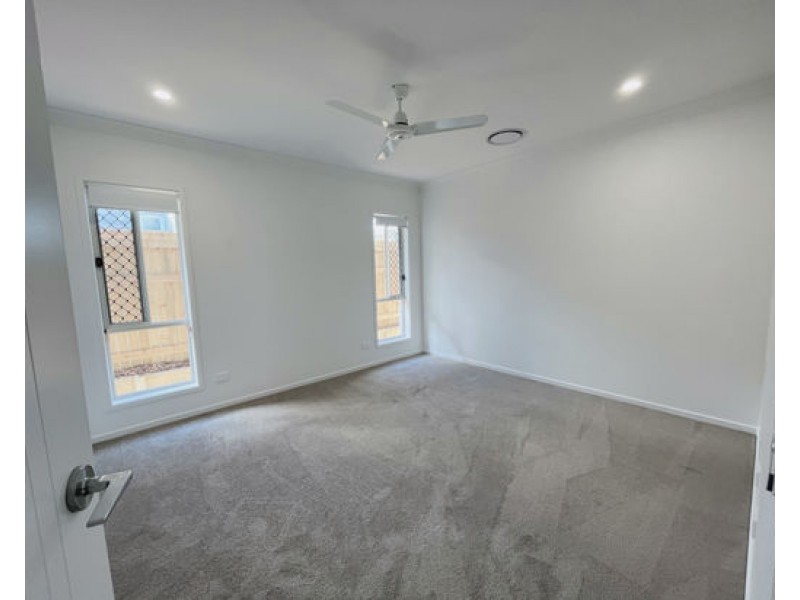 52 Fangipani Street, Rochedale QLD 4123