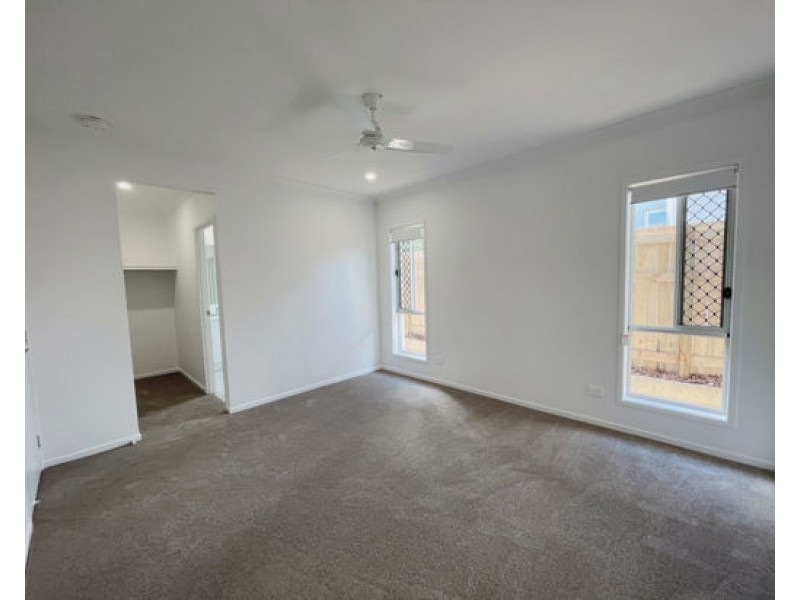 52 Fangipani Street, Rochedale QLD 4123