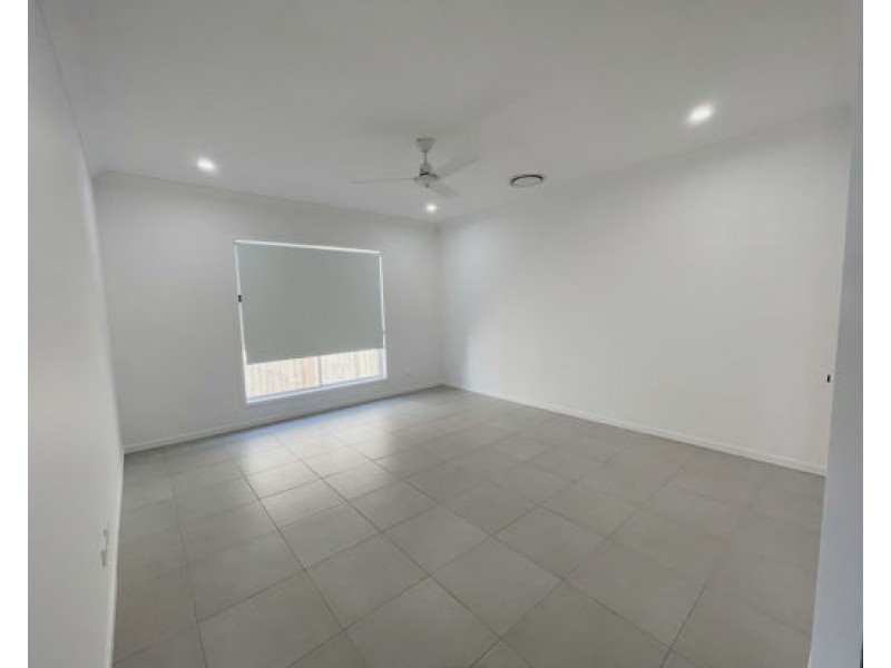 52 Fangipani Street, Rochedale QLD 4123